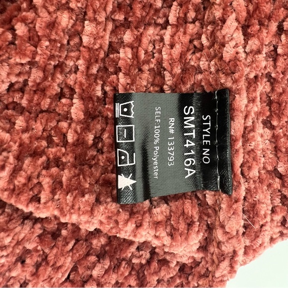 POL Sweater Vest Womens Faded Burgundy V-Neck Distressed Look Soft Feel NWOT - Picture 12 of 16